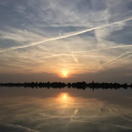 Bedje Aan Het Water * Noorden